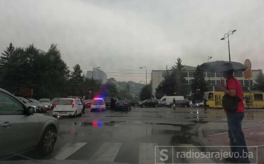 Saobraćajna nesreća prouzrokovala velike gužve u Sarajevu 