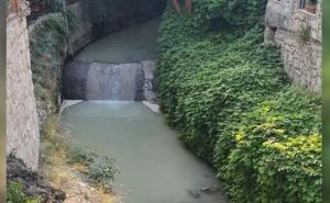 Rijeka Radobolja kod Mostara užasno prljava, širi se neugodni miris