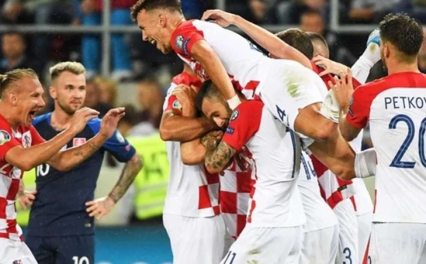 Hrvatska na poluvremenu u Trnavi: Vatreni jedva probili bedem Slovaka 
