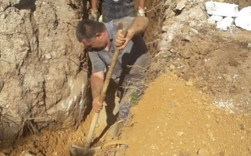 Vodovod kopa i danas: Veliki broj sarajevskih ulica bez vode
