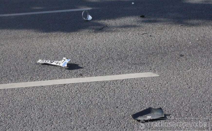 Teretno vozilo sletilo s puta u Živinicama: Poginuo suvozač kamiona