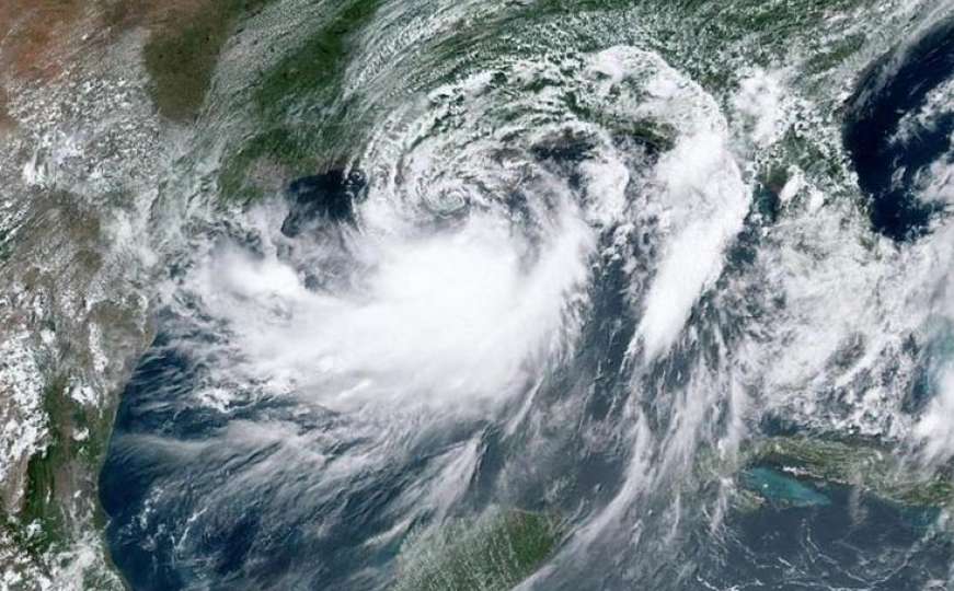 Na Atlantiku se pojavio novi uragan