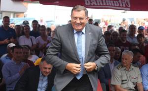 Dodik: Inzko se stavlja na stranu "antidejtonske rezolucije SDA"