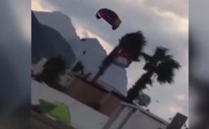 Objavljen snimak tragedije: Ruski turist poginuo na parasailingu u Antaliji