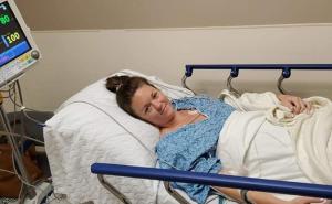 Progutala zaručnički prsten dok je spavala: "Ipak, nije bio san"