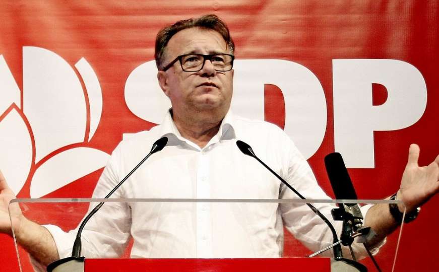 SDP pozvao Inzka da iskoristi ovlasti: Vrijeme je da se ovaj cirkus zaustavi