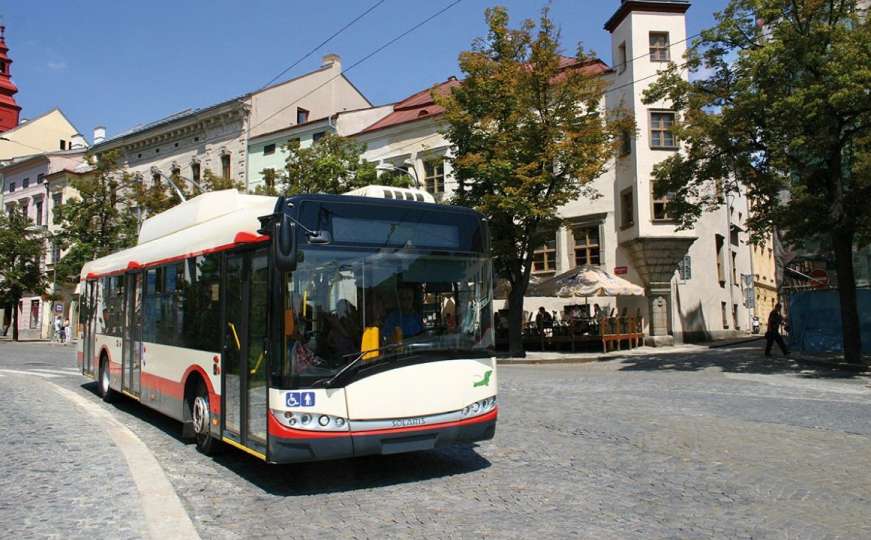 Vlada FBiH prihvatila zaduženje od 15 miliona eura za nove trolejbuse