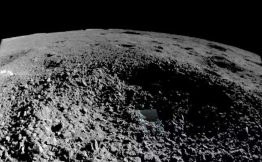 Objavljene nove fotografije čudne supstance koju su Kinezi pronašli na Mjesecu