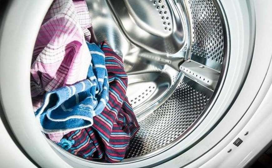 Čudesno jednostavan način kako očistiti mašinu za pranje veša