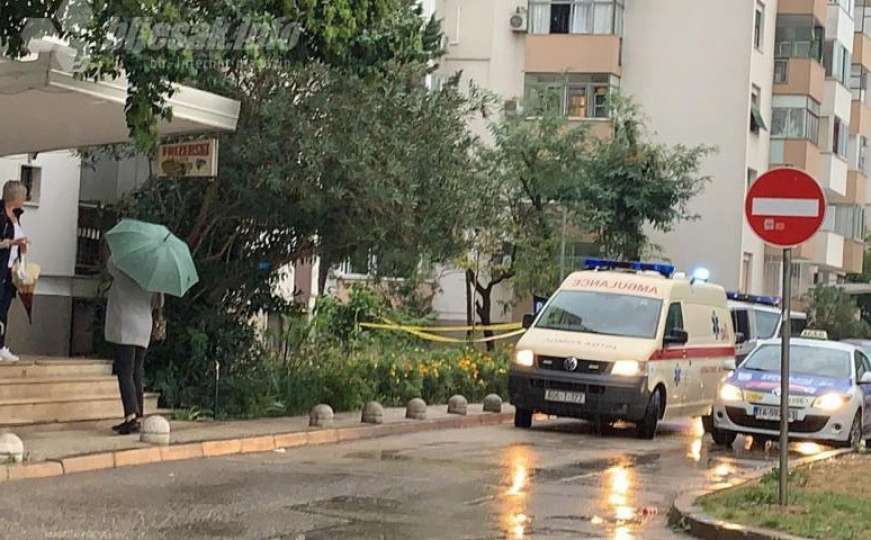 Beživotno tijelo muškarca pronađeno u dvorištu zgrade u Mostaru