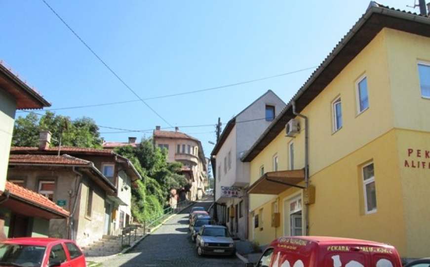 Sarajevo: Mladić teško povrijeđen nakon pada s kuće 