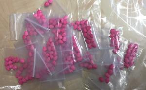 Preko interneta naručili odjeću, pa im poslali drogu vrijednu milion KM