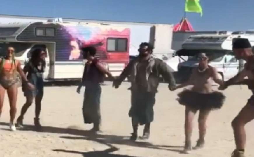 Kada Balkanci "zaigraju": Na Burning Man-u zaplesalo se kolo