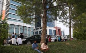 U zemljotresu srušeni mostovi i objekti: 24 osobe poginule, a 450 povrijeđeno