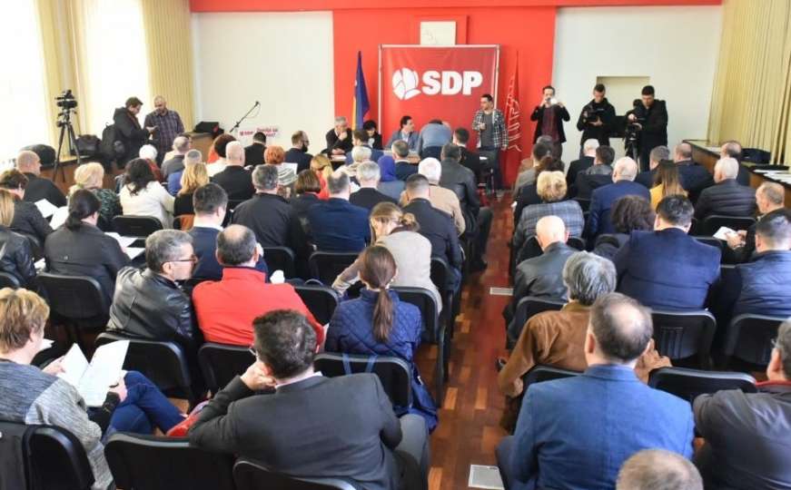 Kadrovska komisija SDP-a donijela odluku o hitnoj smjeni Envera Zornića
