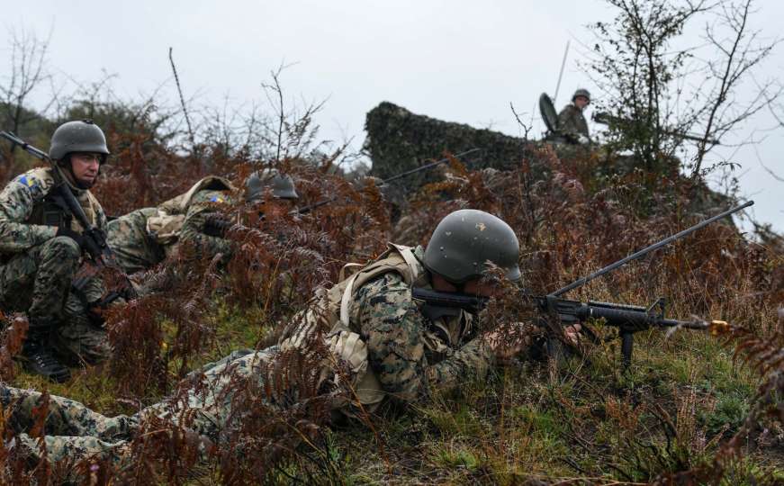 Moćni kadrovi s NATO vježbe na Manjači pored Banja Luke
