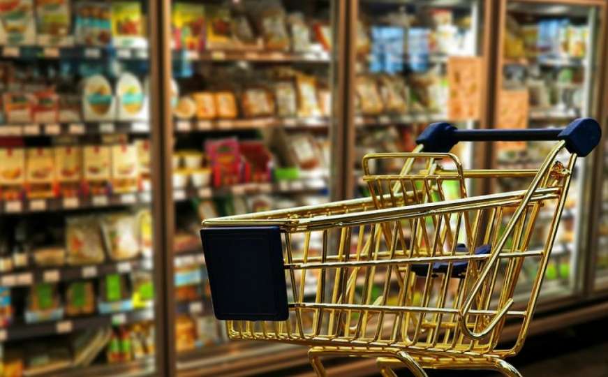Cijene proizvoda koje se koriste za ličnu potrošnju u augustu pale za 0,3 posto