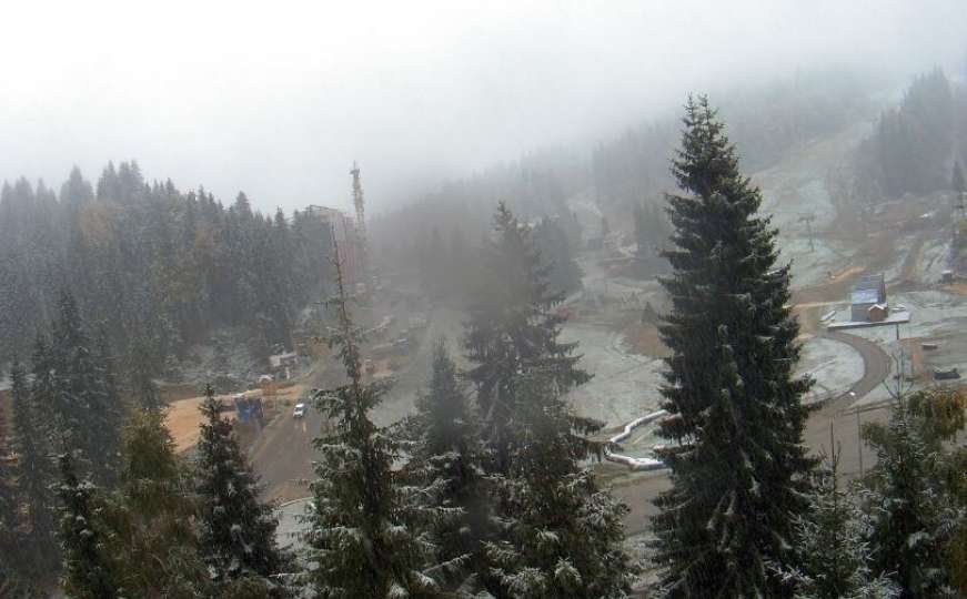 Veju, veju pahulje: Na Jahorini pao prvi snijeg