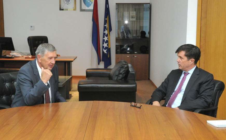Radmanović razgovarao sa ambasadorom SAD Ericom Nelsonom