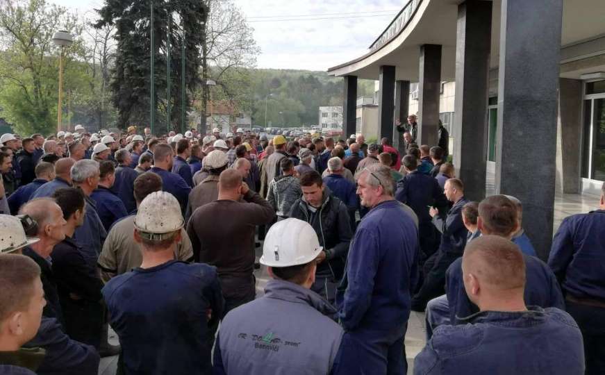 Banovićki rudari će održati štrajk upozorenja