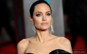 Osjećala je duboku tugu: Angelina Jolie progovorila o krahu braka s Bradom Pittom