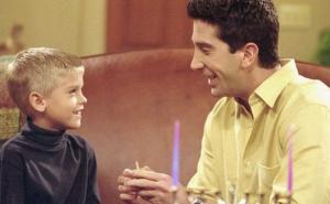 Rossov sin iz kultnih "Prijatelja" je sada odrastao: Da li biste ga prepoznali?