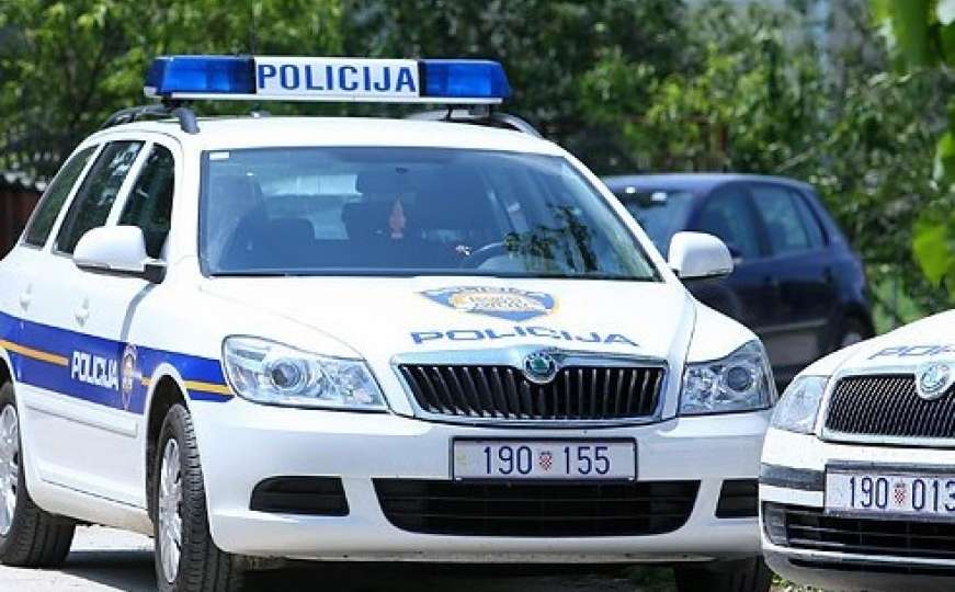 Državljanka BiH izazvala nesreću: Dvije osobe bore se za život
