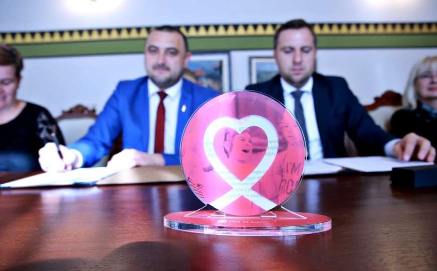 Grad Sarajevo finansijski podržao Udruženje "Srce za djecu oboljelu od raka"