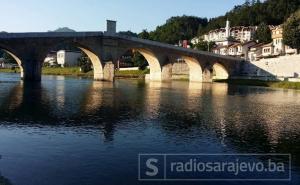 Konjic se oprašta od Adina, tragično stradalog 7-ogodišnjaka