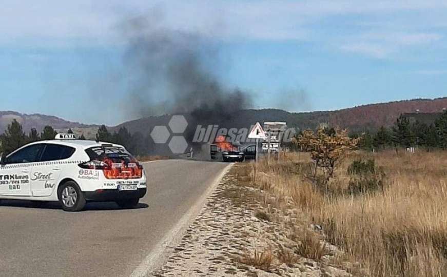 Automobil potpuno izgorio u Parku prirode Blidinje