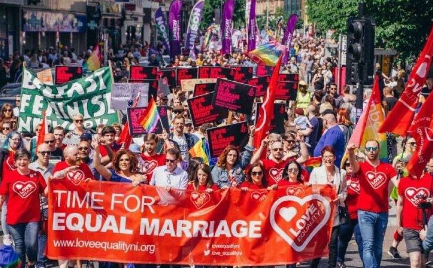 Sjeverna Irska legalizirala abortus i istospolni brak