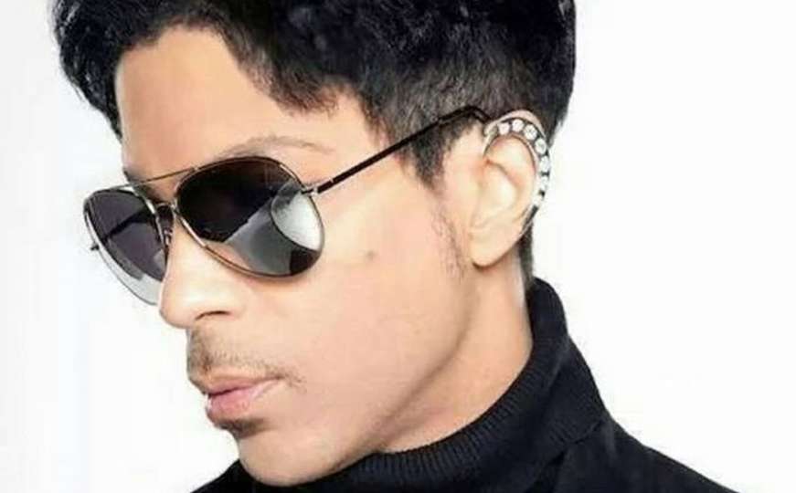 Tri godine nakon smrti: Poslušajte do sad neobjavljenu Princeovu pjesmu