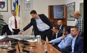 Vlada KS naložila rušenje objekata na trasi izgradnje Prve transverzale