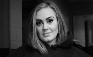 Fanove ostavila bez riječi: Adele stesala figuru do neprepoznatljivosti