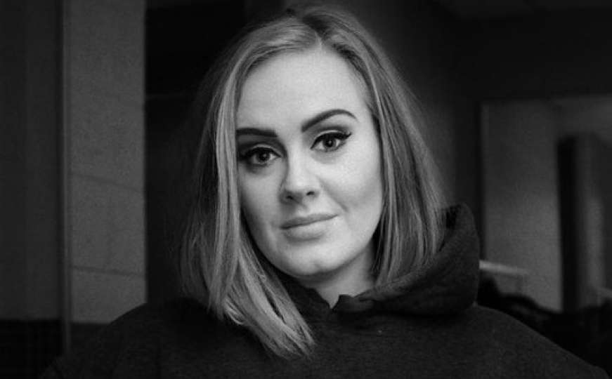 Fanove ostavila bez riječi: Adele stesala figuru do neprepoznatljivosti