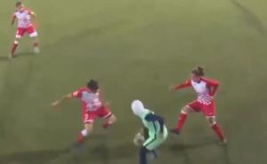 Nogometašici spao hidžab: Ono što uradile protivnice oduševilo je svijet