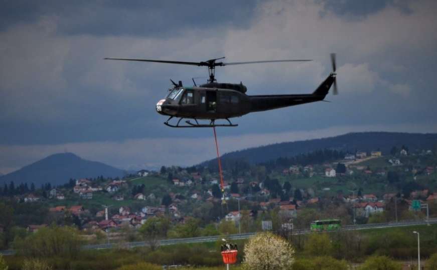 Zatražen angažman helikoptera OS BiH zbog požara na Treskavici 