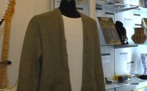 Prljavi zeleni džemper prodat za 334.000 dolara: Razlog je očit