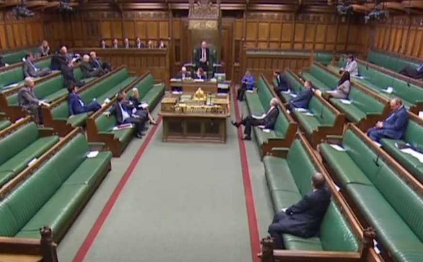 Britanski parlament danas glasa o raspisivanju izbora: Johnsonova partija u prednosti 