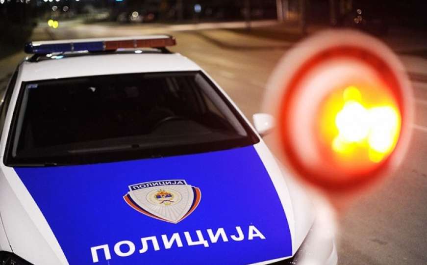 Bosanska Gradiška: Dok je vozila bicikl, udario je kamion, završila u bolnici