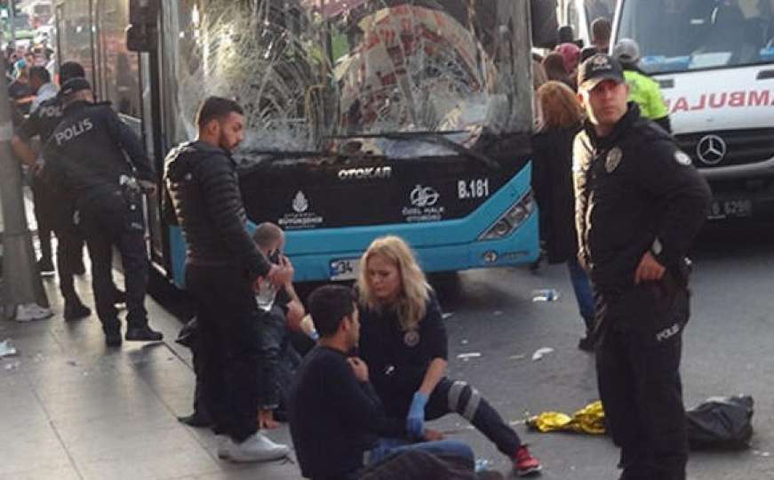 Istanbul: Autobusom uletio na stanicu, pa potom krenuo u krvavi pohod nožem