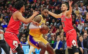 Lakersi protutnjali Chicagom: James nastavio dominaciju i postavio novi rekord 