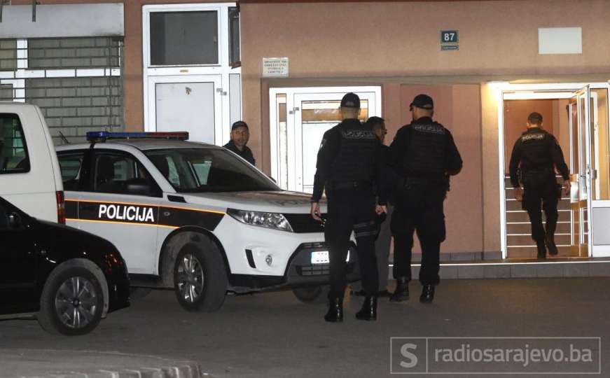 Sarajlija uhapšen nakon što je uništio aparate i TV u Lutriji BiH