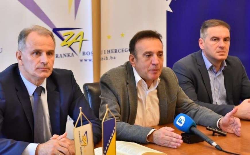 Stranka za BiH: Poziv Inzku i OHR-u da pokrenu smjenu Milorada Dodika