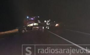 Teška saobraćajna nesreća na ulazu u Sarajevu: Tri osobe povrijeđene