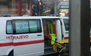 Udaren pješak u centru Sarajeva na pješačkom prelazu