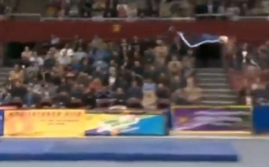 Pogledajte jedan od najčudnijih nastupa u gimnastičarskom takmičenju