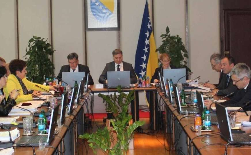 Vanredna sjednica Vijeća ministara: Zadužujemo se za sanaciju pruge u Sarajevu