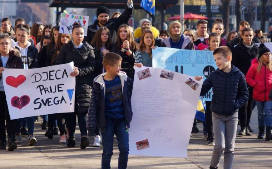 Zeničani na protestu zbog slika užasa iz Pazarića: "Stop modernom ropstvu"