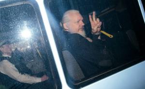 Julian Assange bi mogao umrijeti u zatvoru, upozoravaju doktori